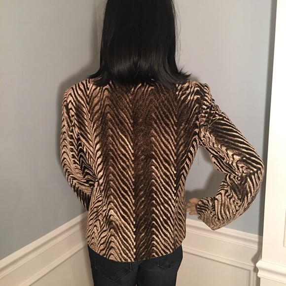 Jacket - fun animal print -Size 6 - Picture 6 of 8